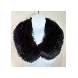 Mid century (circa 1963) black fox stole/collar with faux leather